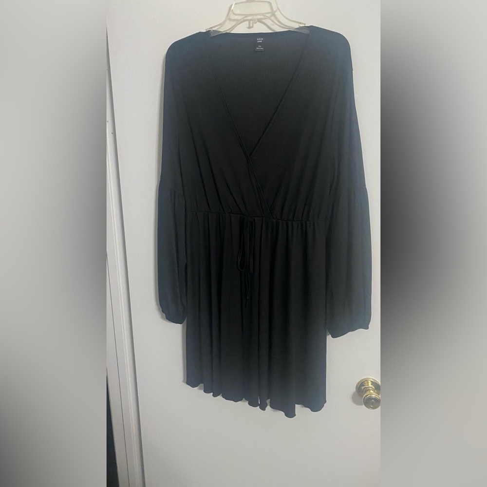 SHEIN Elegant Black Long Sleeve Dress
